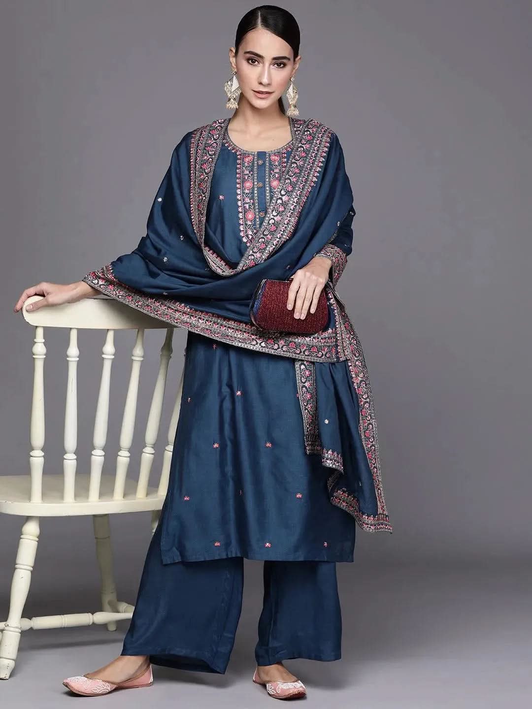 Blue Embroidered Chanderi Silk Straight Kurta With Palazzos & Dupatta
Blue Embroidered Chanderi Silk Straight Kurta With Palazzos & Dupatta