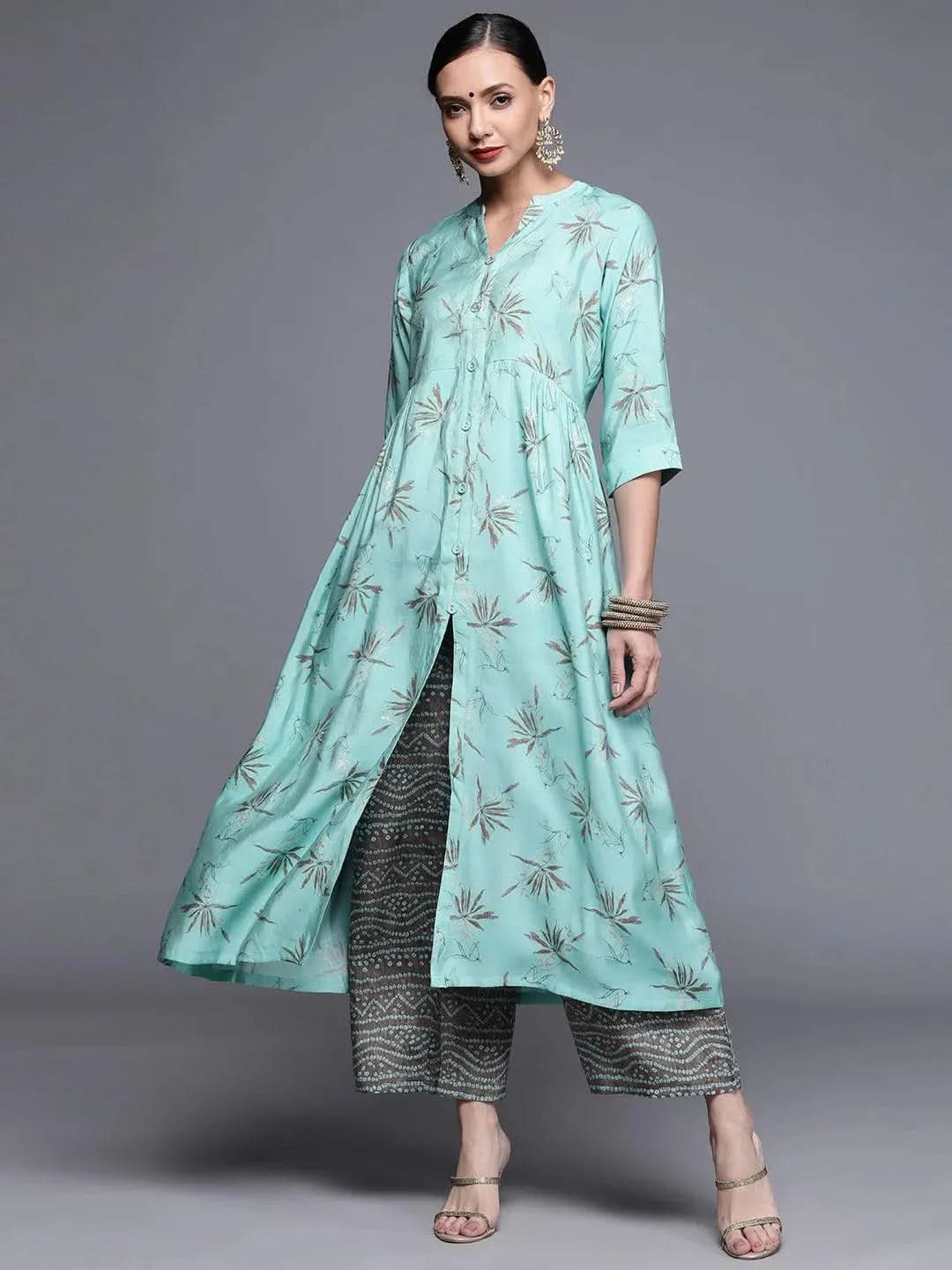 Buy Blue Printed Chanderi Silk Kurta - 22131O- | Libas Ethnic Wear Online
Buy Blue Printed Chanderi Silk Kurta - 22131O- | Libas Ethnic Wear Online