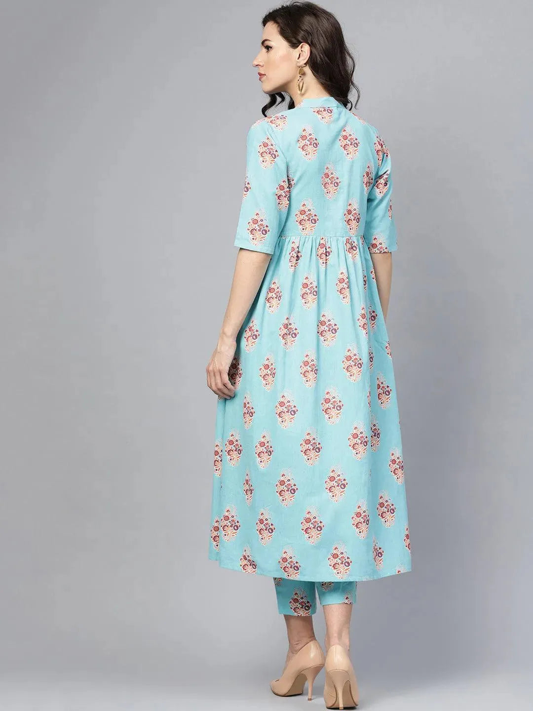 Blue Printed Cotton A-Line Kurta With Trousers
Blue Printed Cotton A-Line Kurta With Trousers