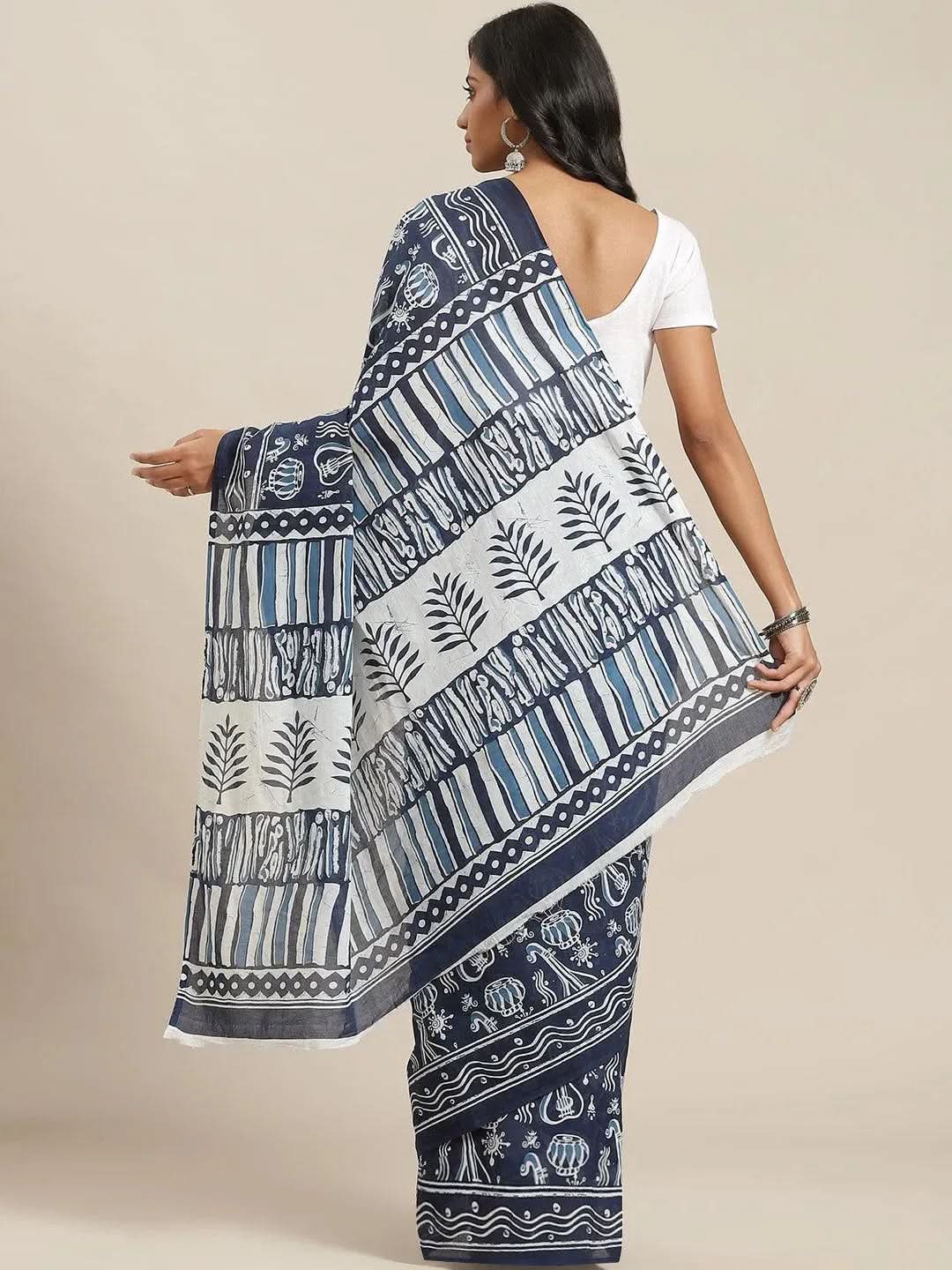 Blue Printed Cotton Saree 
Blue Printed Cotton Saree