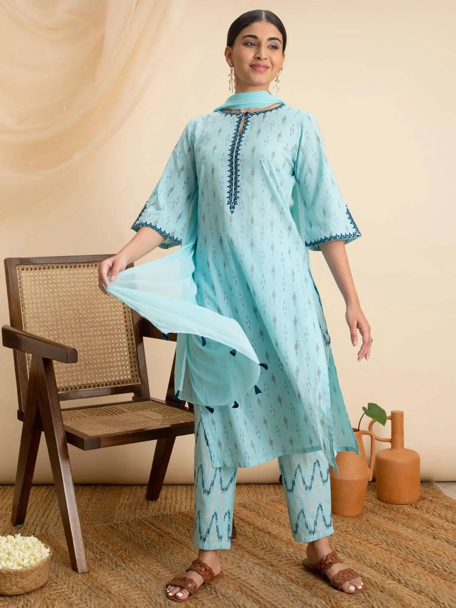Blue Printed Cotton Straight Kurta With Dupatta
Blue Printed Cotton Straight Kurta With Dupatta