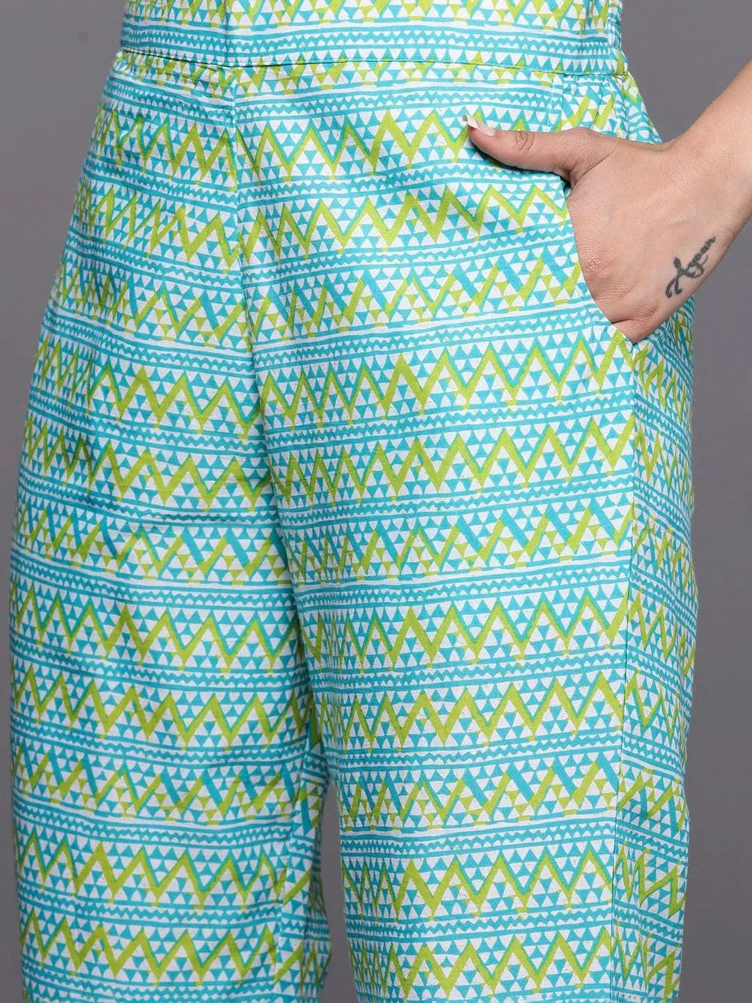 Blue Printed Cotton Straight Kurta With Trousers & Dupatta
Blue Printed Cotton Straight Kurta With Trousers & Dupatta