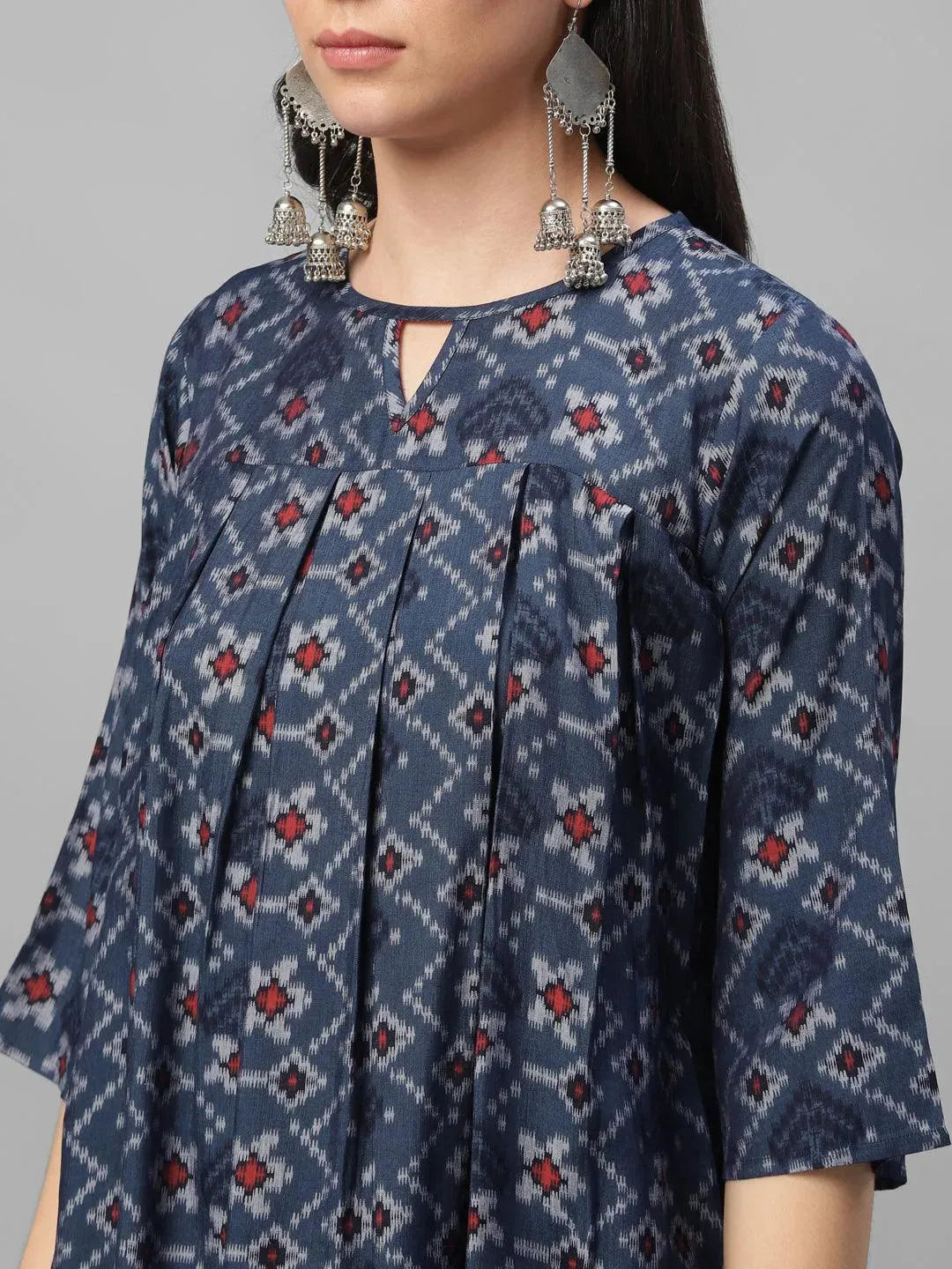 Blue Printed Rayon Kurti
Blue Printed Rayon Kurti