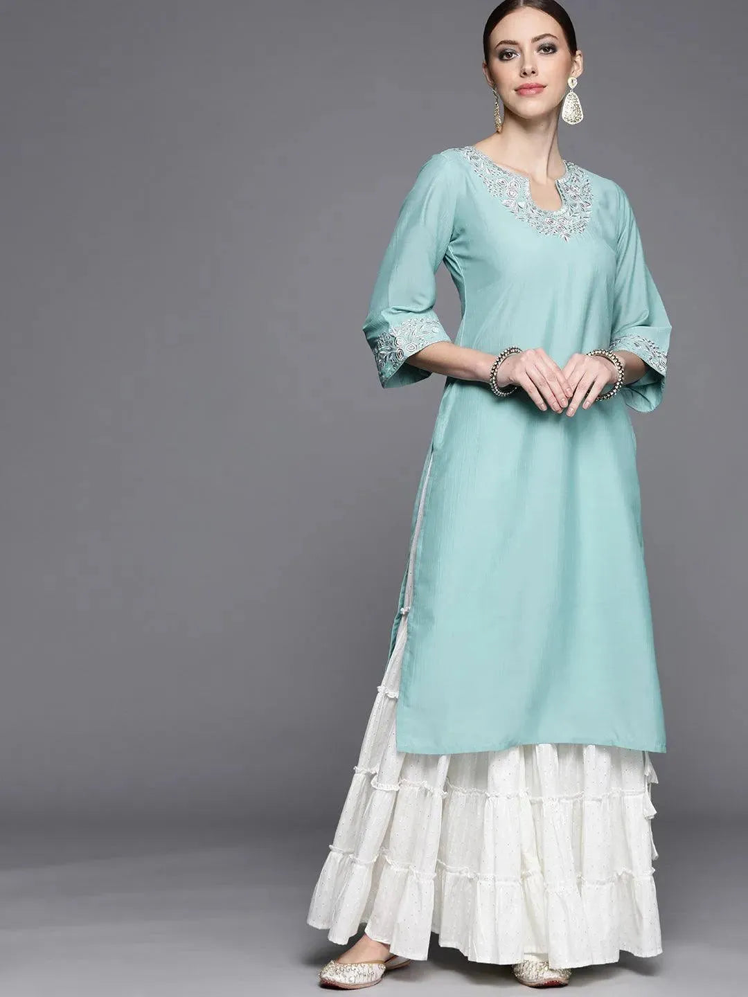Buy Blue yoke design Chanderi Silk Kurta - 22216E- | Libas Ethnic Wear Online
Buy Blue yoke design Chanderi Silk Kurta - 22216E- | Libas Ethnic Wear Online