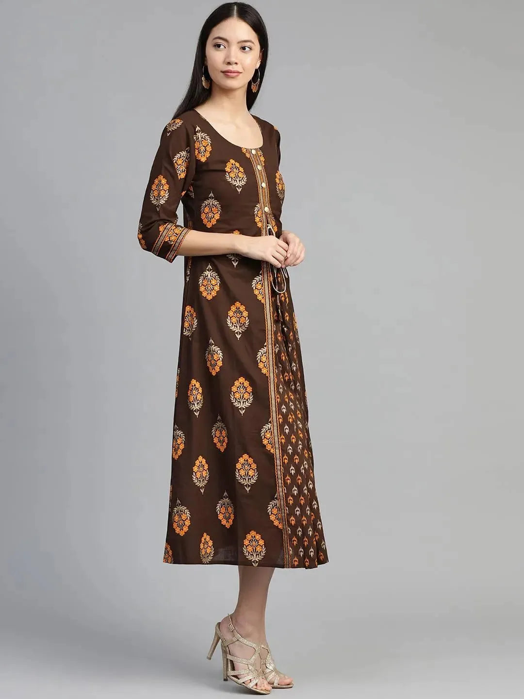 Brown Printed Cotton Dress
Brown Printed Cotton Dress
