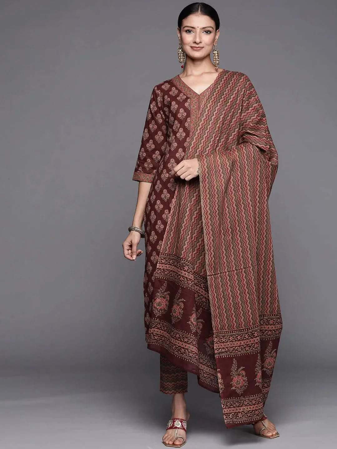 Burgundy Printed Cotton Straight Kurta With Dupatta
Burgundy Printed Cotton Straight Kurta With Dupatta