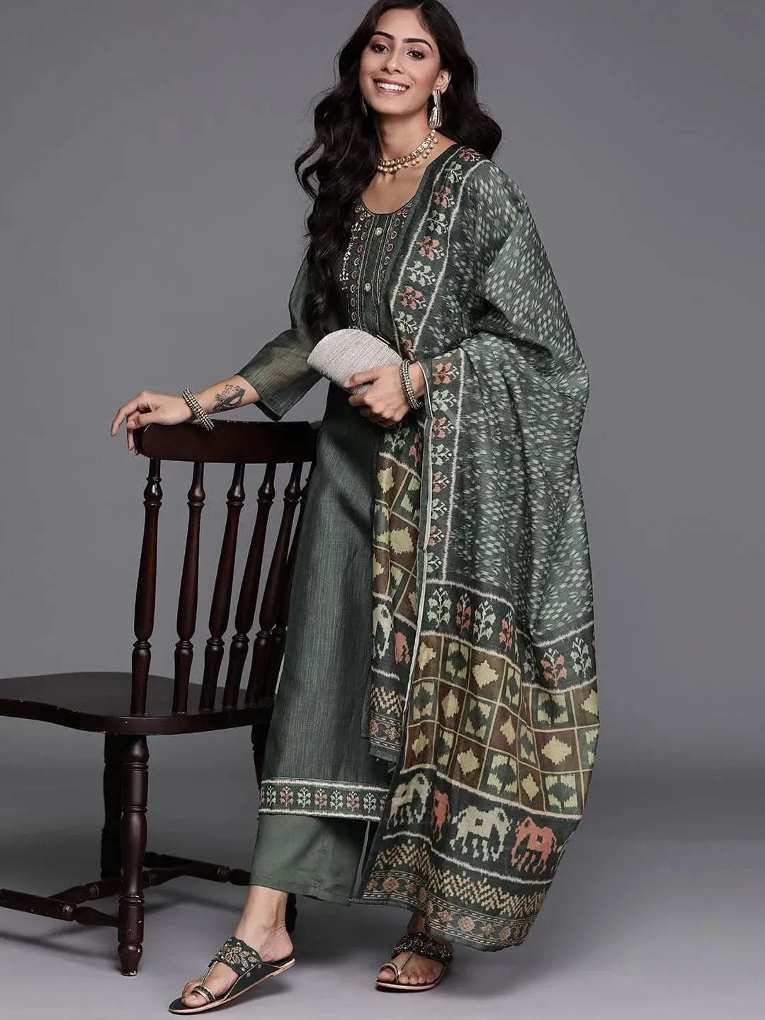 Buy Green Embroidered Chanderi Silk Suit Set - 20268O-XS | Libas Ethnic Wear Online
Buy Green Embroidered Chanderi Silk Suit Set - 20268O-XS | Libas Ethnic Wear Online