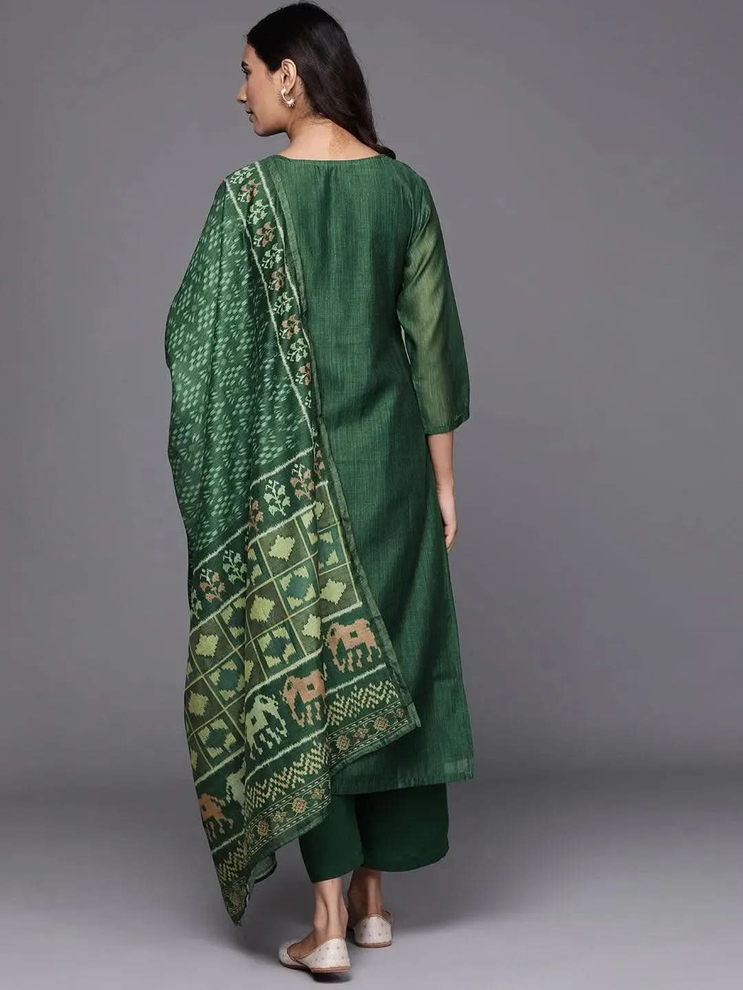 Buy Green Embroidered Chanderi Silk Suit Set - 20267O-XS | Libas Ethnic Wear Online
Buy Green Embroidered Chanderi Silk Suit Set - 20267O-XS | Libas Ethnic Wear Online