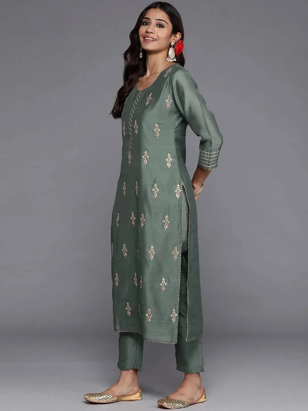 Green Embroidered Chanderi Silk Straight Kurta With Trousers & Dupatta - Libas