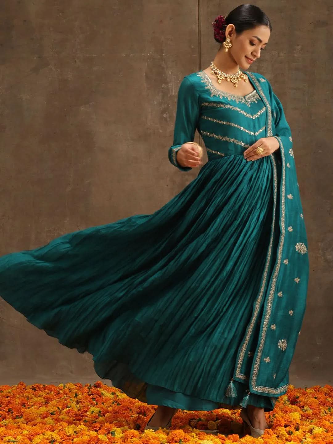 Green Embroidered Silk Blend Anarkali Kurta With Trousers & Dupatta
Green Embroidered Silk Blend Anarkali Kurta With Trousers & Dupatta