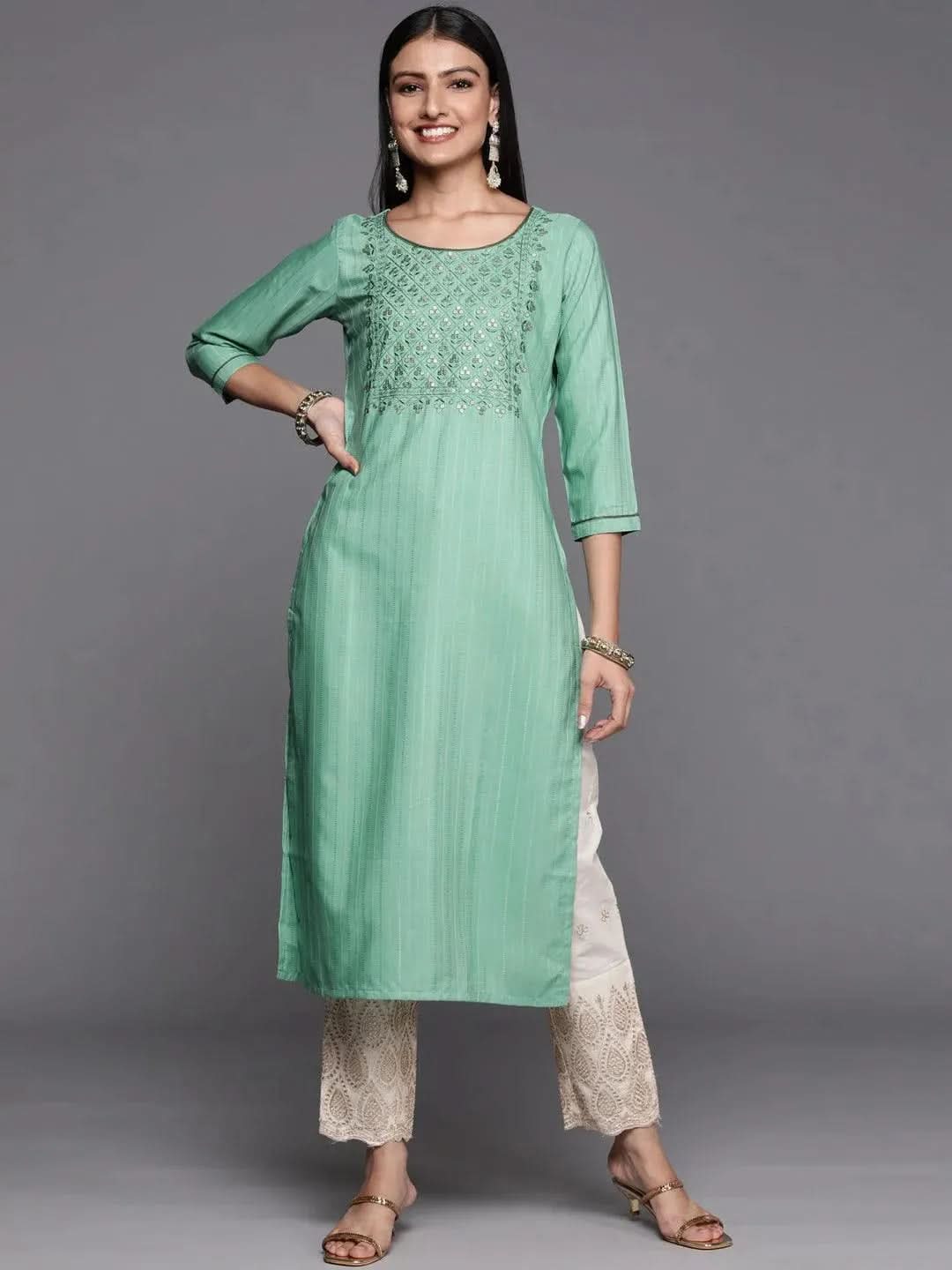 Green Embroidered Silk Straight Kurta
Green Embroidered Silk Straight Kurta