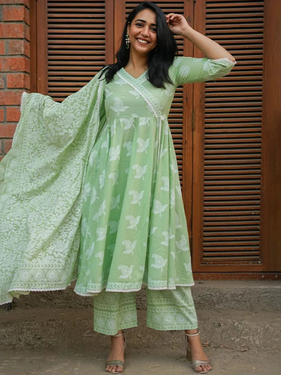 Buy Green Cotton Printed Angrakha Kurta With Cotton Palazzo And Dupatta Online
Buy Green Cotton Printed Angrakha Kurta With Cotton Palazzo And Dupatta Online