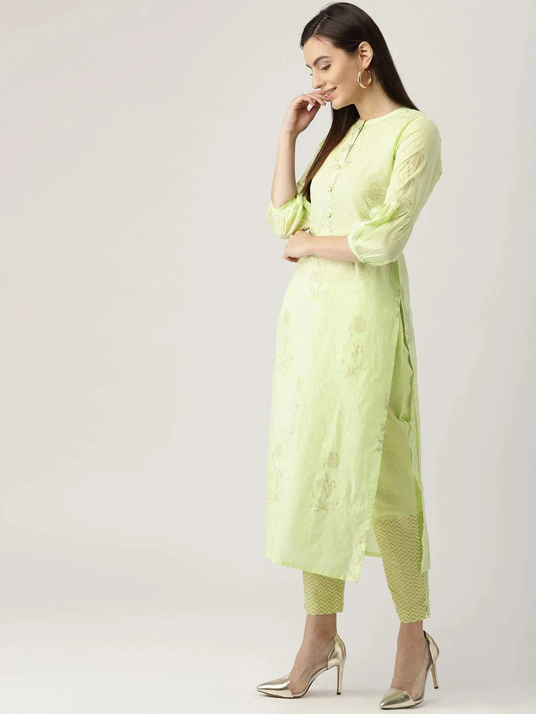 Green Printed Cotton Straight Kurta With Trousers
Green Printed Cotton Straight Kurta With Trousers