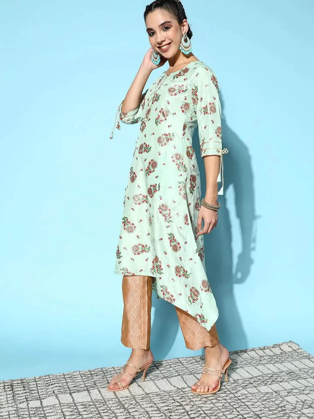 Green Printed Silk A-Line Kurta 
Green Printed Silk A-Line Kurta