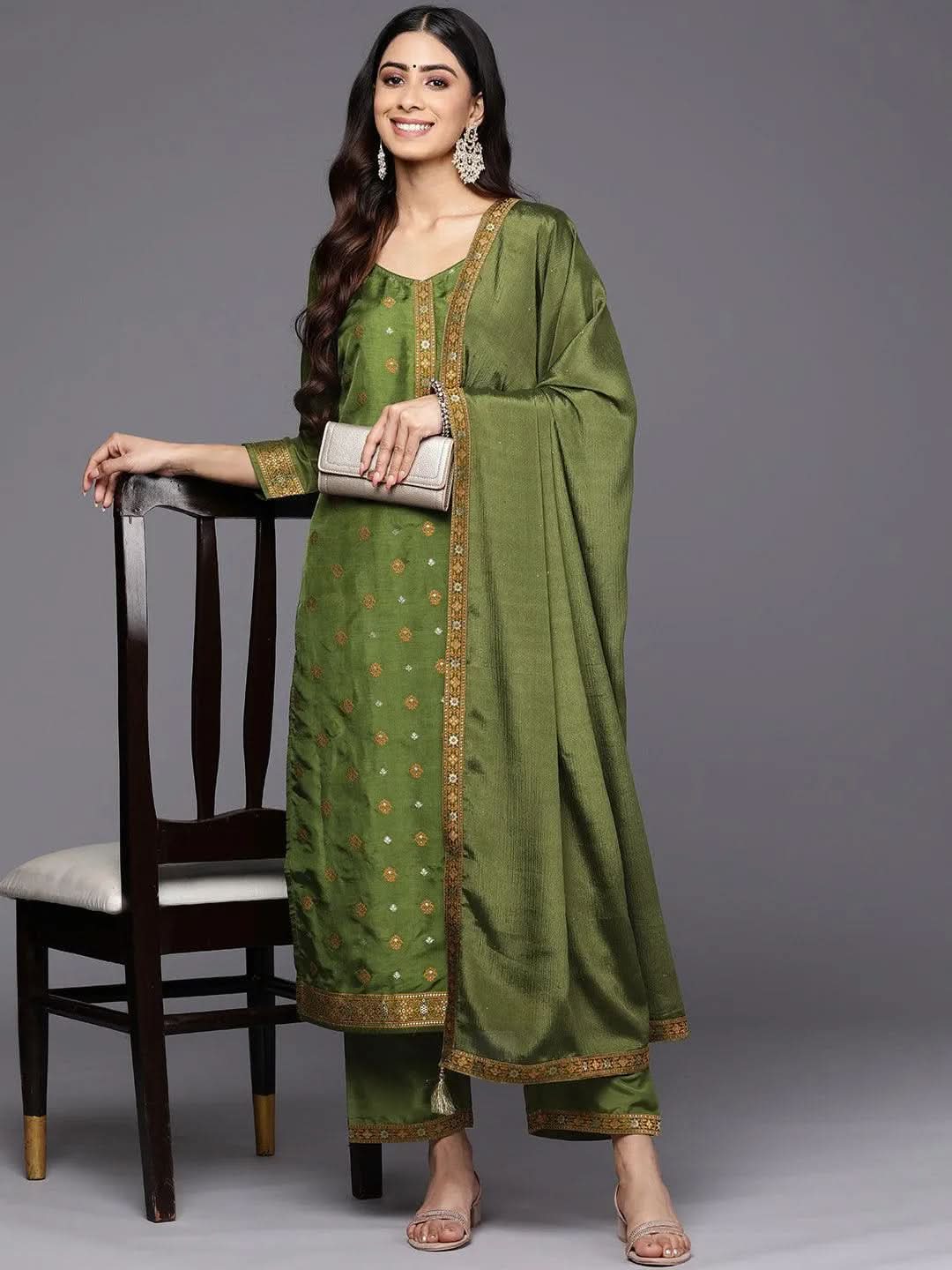 Green Self Design Silk Blend Straight Kurta With Trousers & Dupatta
Green Self Design Silk Blend Straight Kurta With Trousers & Dupatta