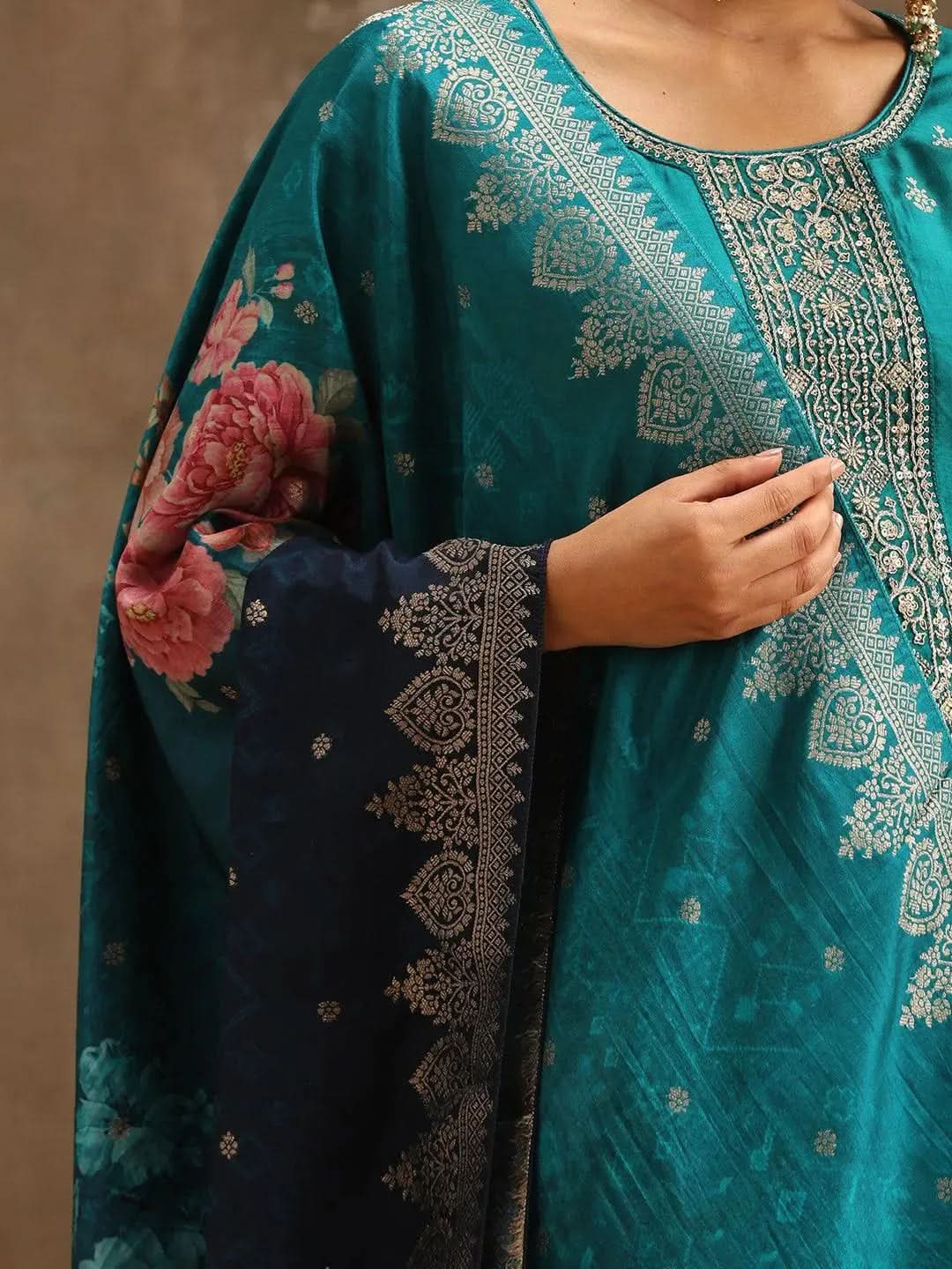 Green Self Design Silk Straight Kurta With Trousers & Dupatta
Green Self Design Silk Straight Kurta With Trousers & Dupatta