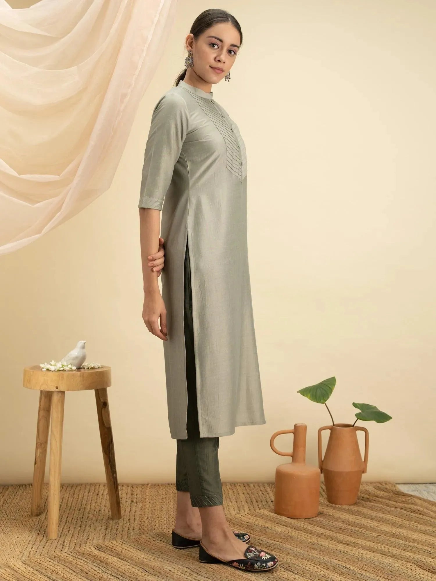Buy Green Solid Silk Kurta - 12017O- | Libas Ethnic Wear Online
Buy Green Solid Silk Kurta - 12017O- | Libas Ethnic Wear Online