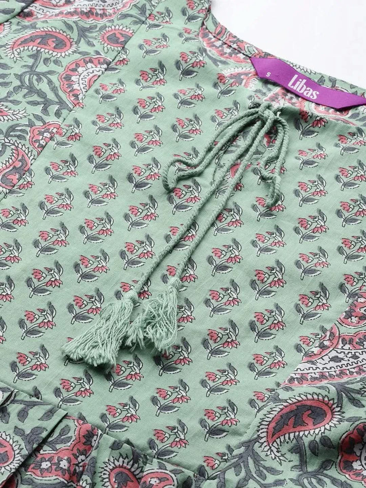 Green Yoke Design Cotton Kurta - Libas