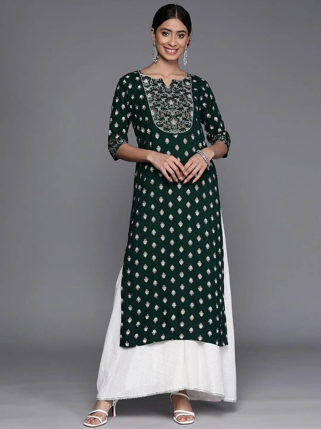 Green Yoke Design Rayon Straight Kurta
Green Yoke Design Rayon Straight Kurta