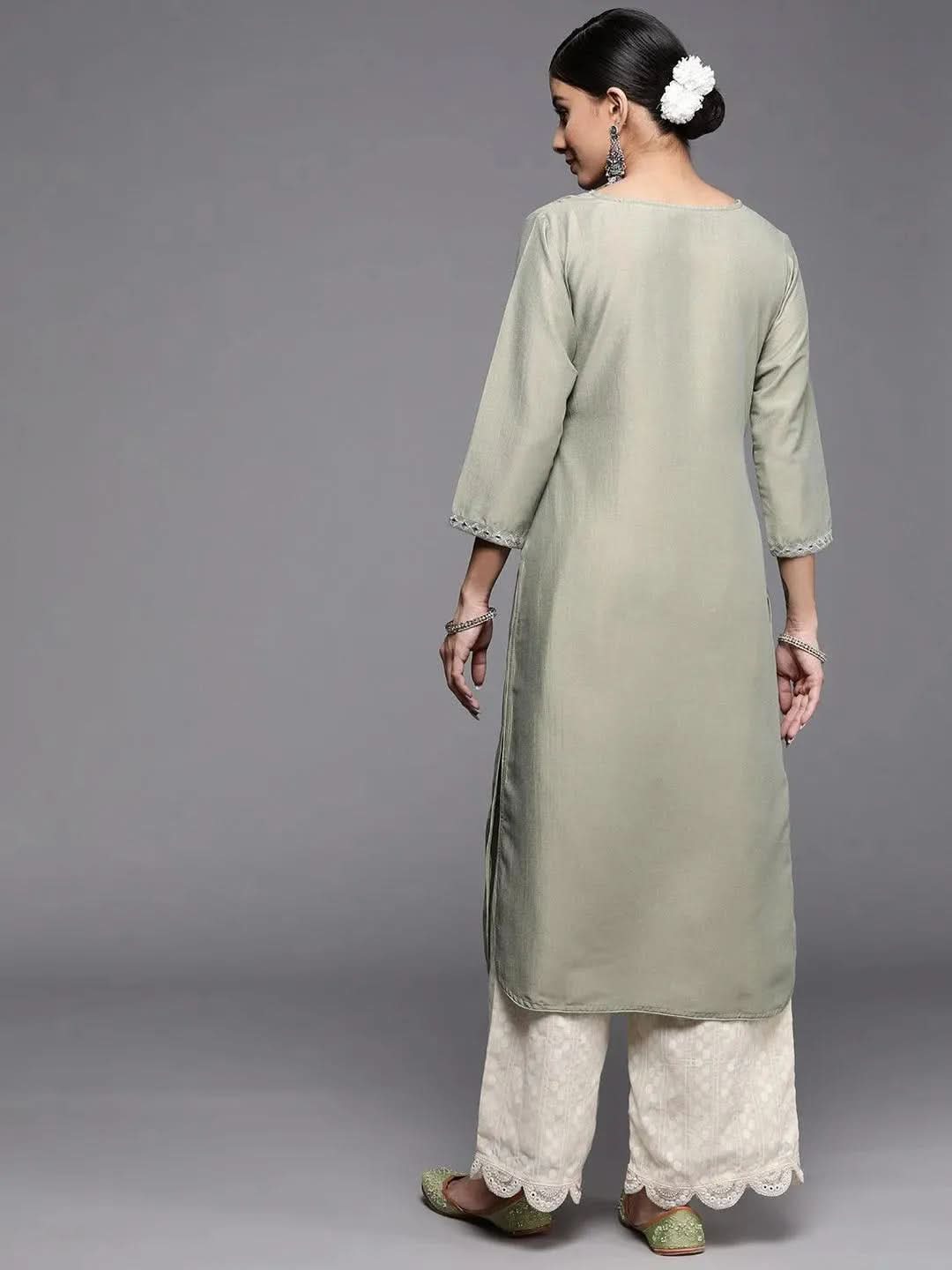 Green Yoke Design Silk Kurta
Green Yoke Design Silk Kurta