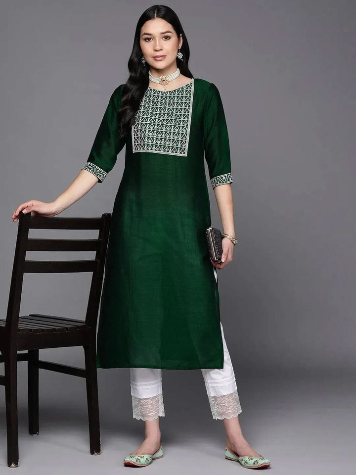 Green Yoke Design Silk Straight Kurta - Libas