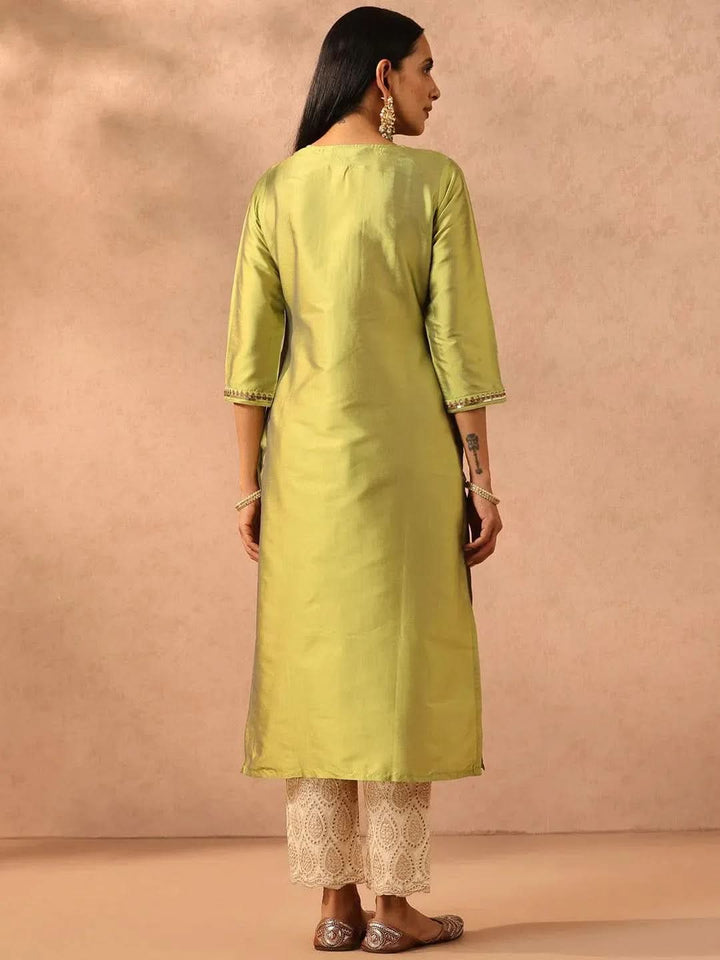 Green Yoke Design Silk Straight Kurta - Libas