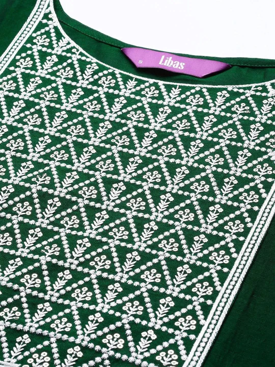 Green Yoke Design Silk Straight Kurta - Libas