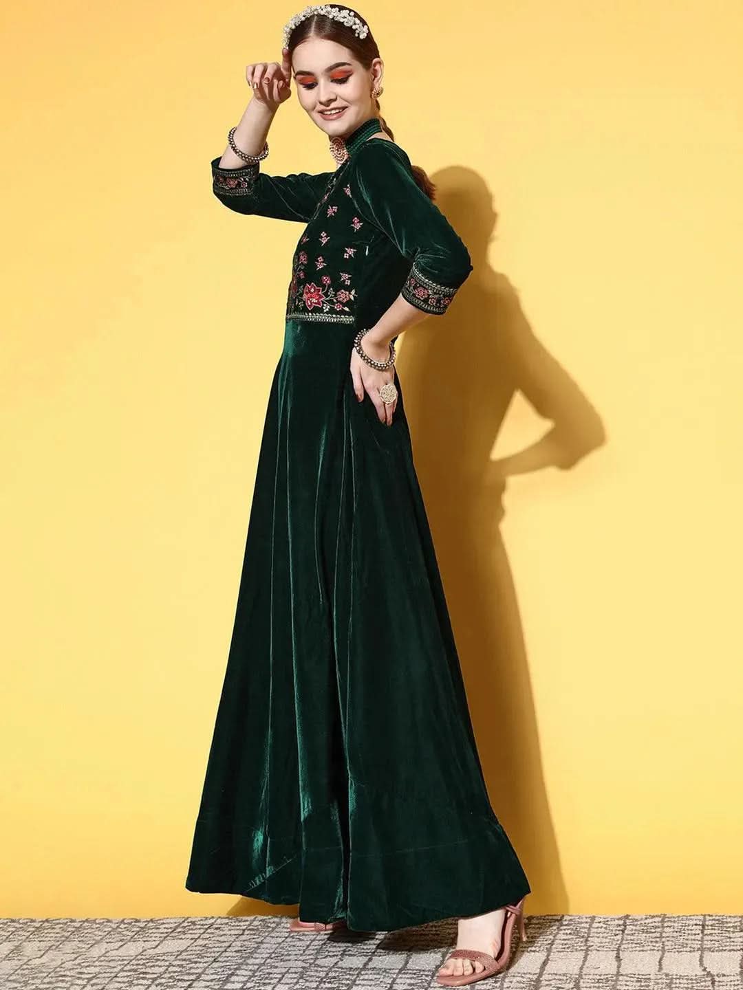 Green Yoke Design Velvet Anarkali Suit Set - Libas