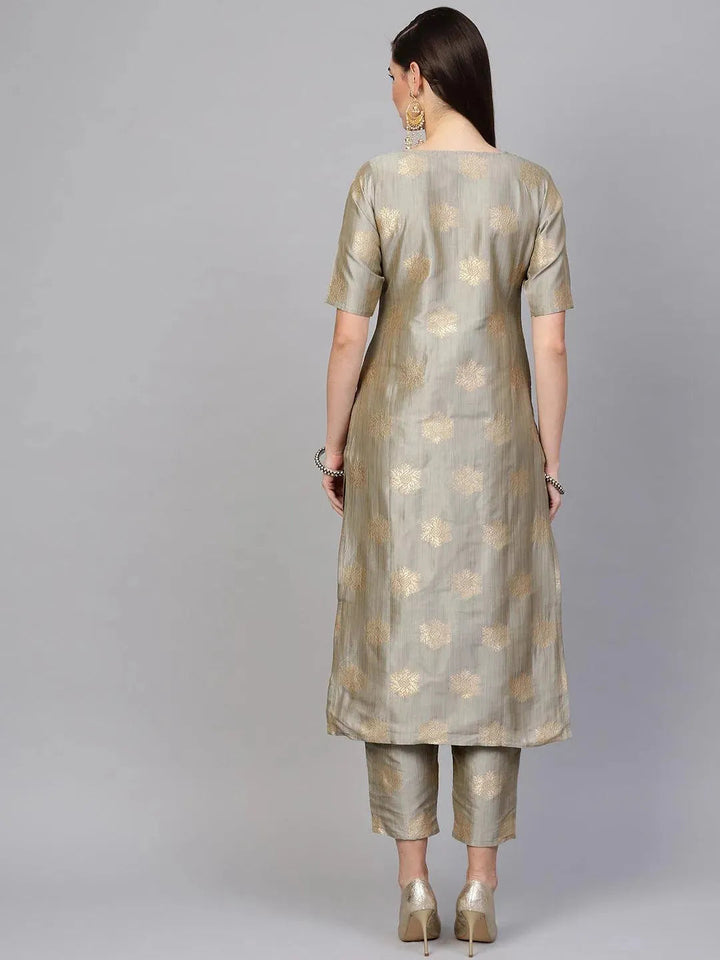 Grey Embroidered Chanderi Kurta Set - Libas