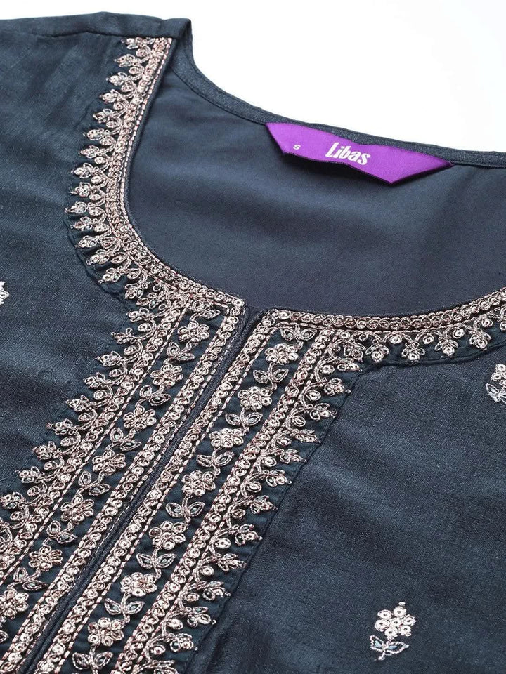 Grey Embroidered Silk Straight Kurta - Libas
