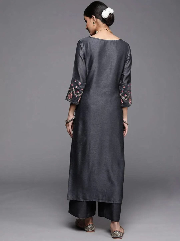 Grey Solid Silk Kurta - Libas