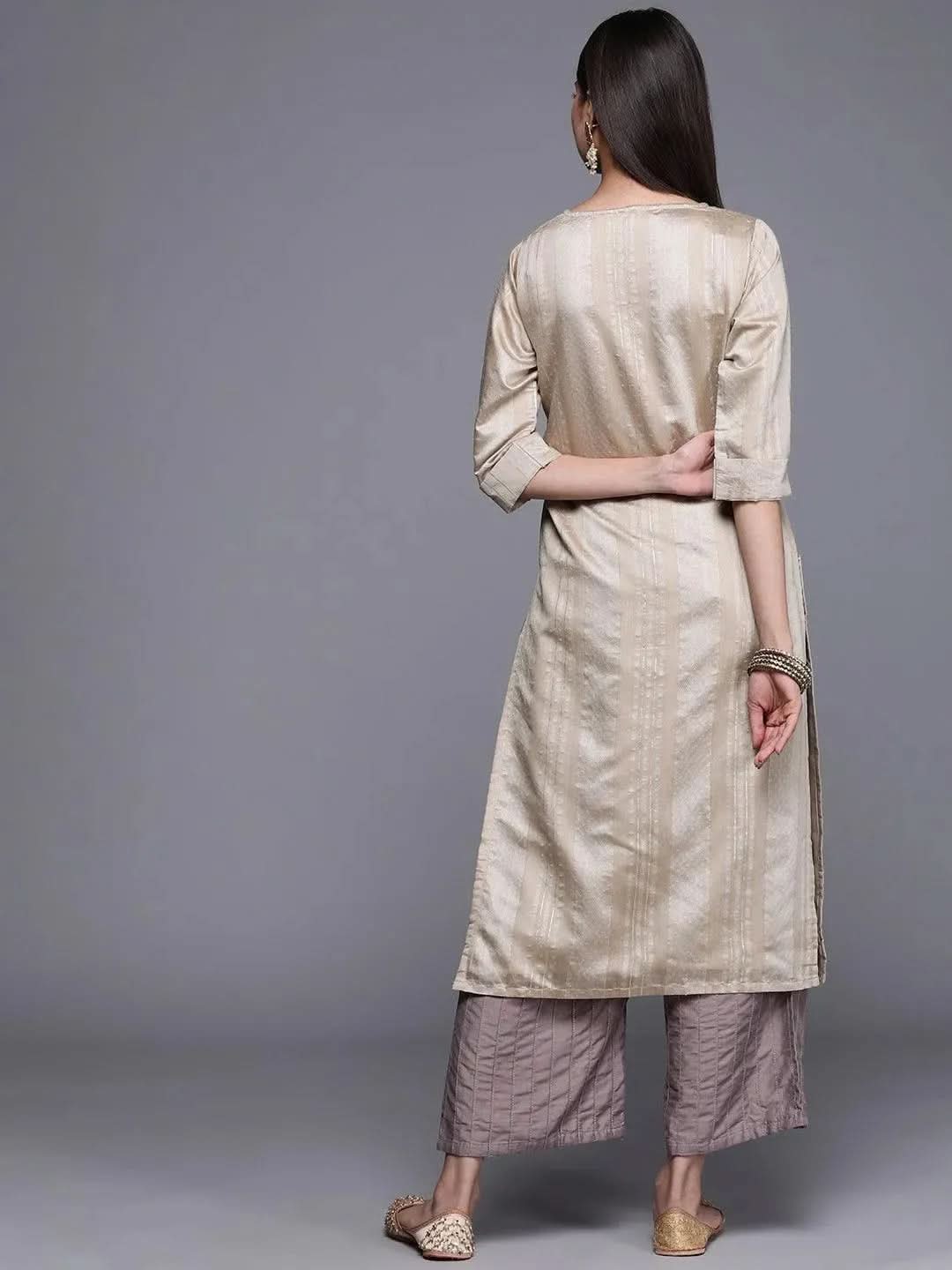 Buy Grey Woven Design Chanderi Silk Kurta - 22107O-XS | Libas Ethnic Wear Online
Buy Grey Woven Design Chanderi Silk Kurta - 22107O-XS | Libas Ethnic Wear Online