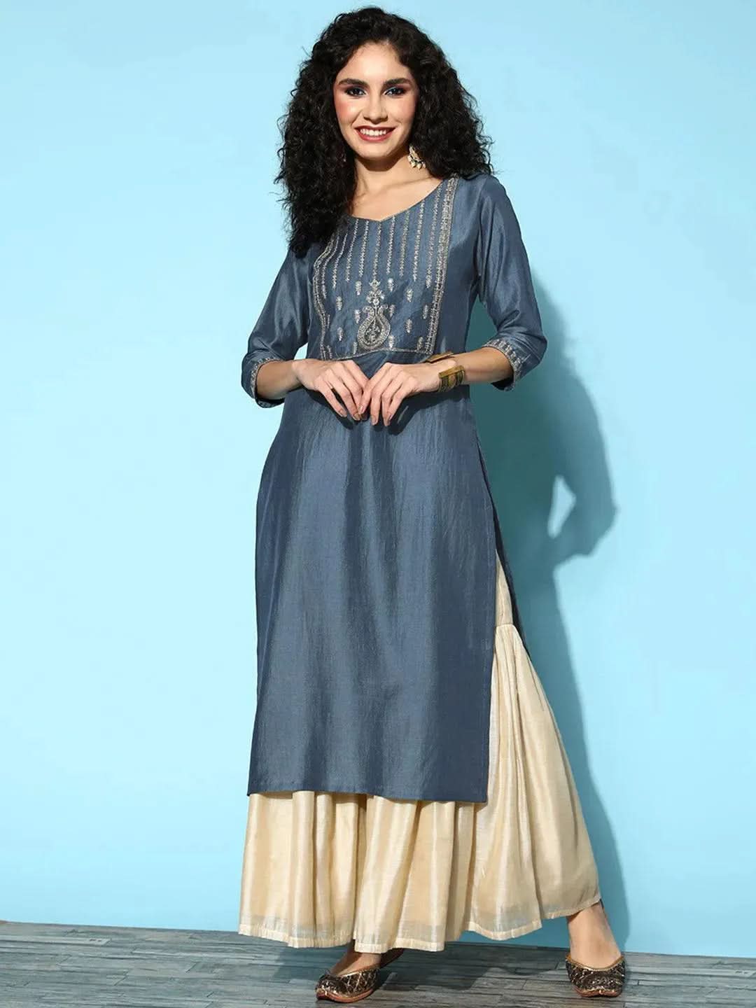 Grey Yoke Design Silk Straight Kurta
Grey Yoke Design Silk Straight Kurta