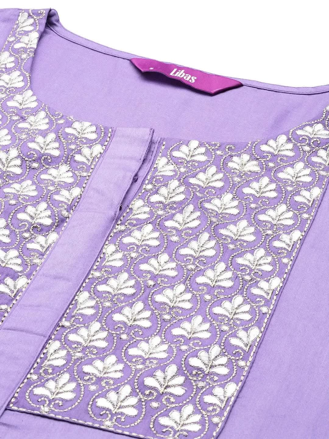 Lavender Yoke Design Silk Blend Straight Kurta With Palazzos & Dupatta
Lavender Yoke Design Silk Blend Straight Kurta With Palazzos & Dupatta