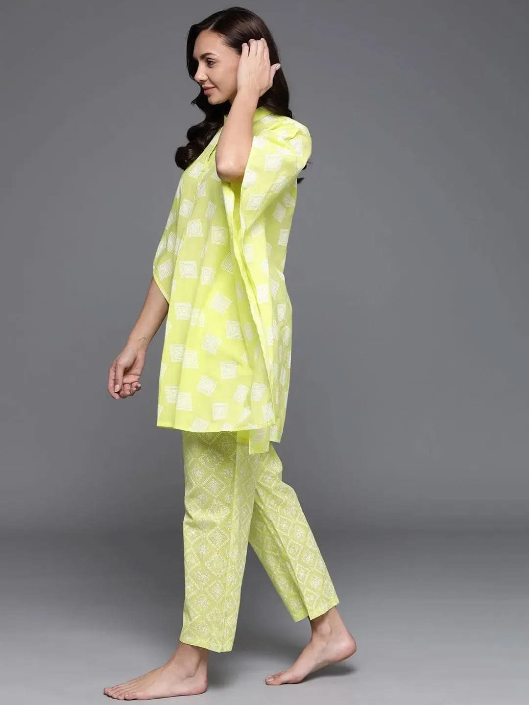 Lime Green Printed Cotton Night Suit
Lime Green Printed Cotton Night Suit