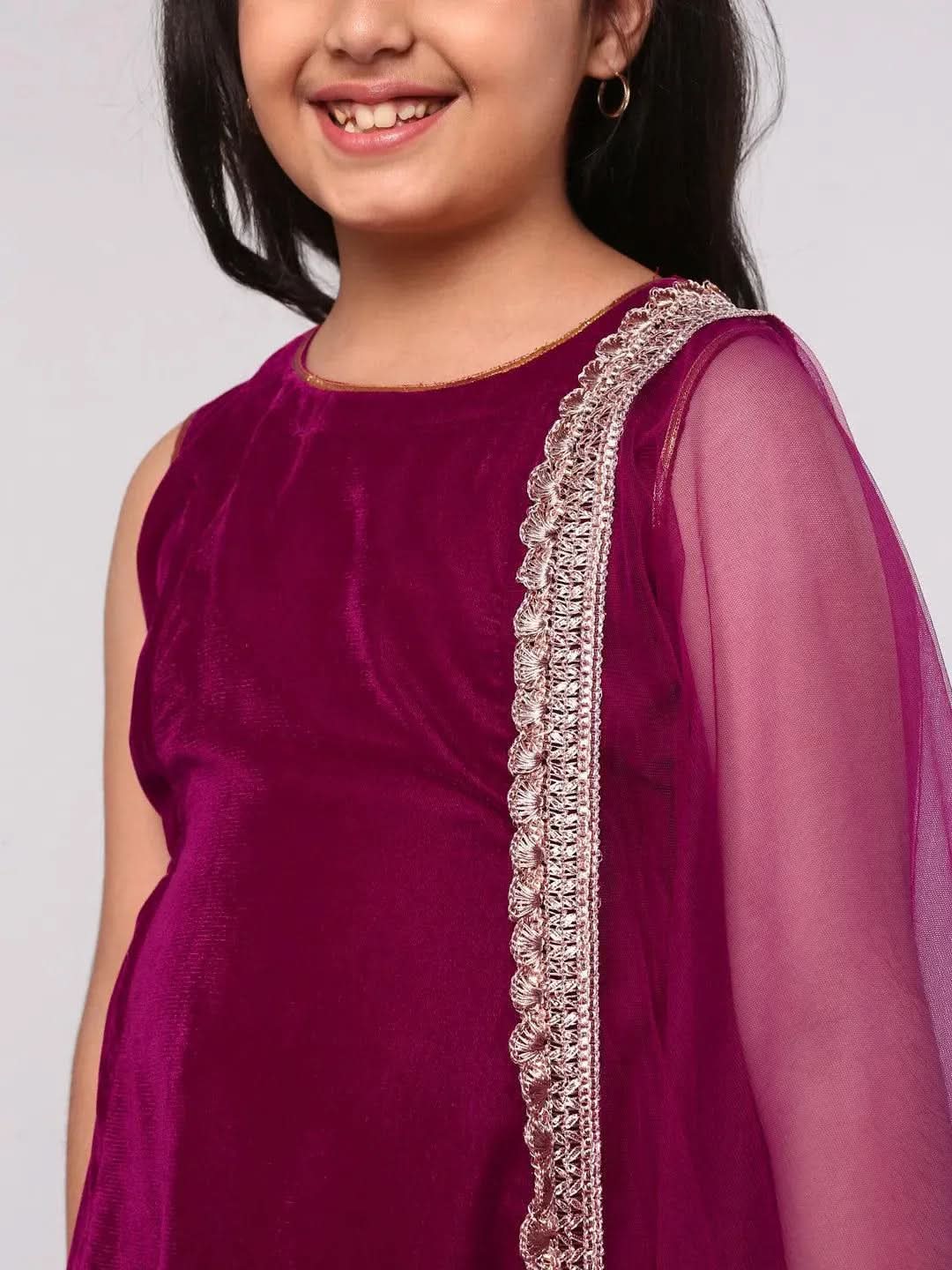 Magenta Solid Velvet A-Line Kurta With Dhoti Pant & Dupatta
Magenta Solid Velvet A-Line Kurta With Dhoti Pant & Dupatta