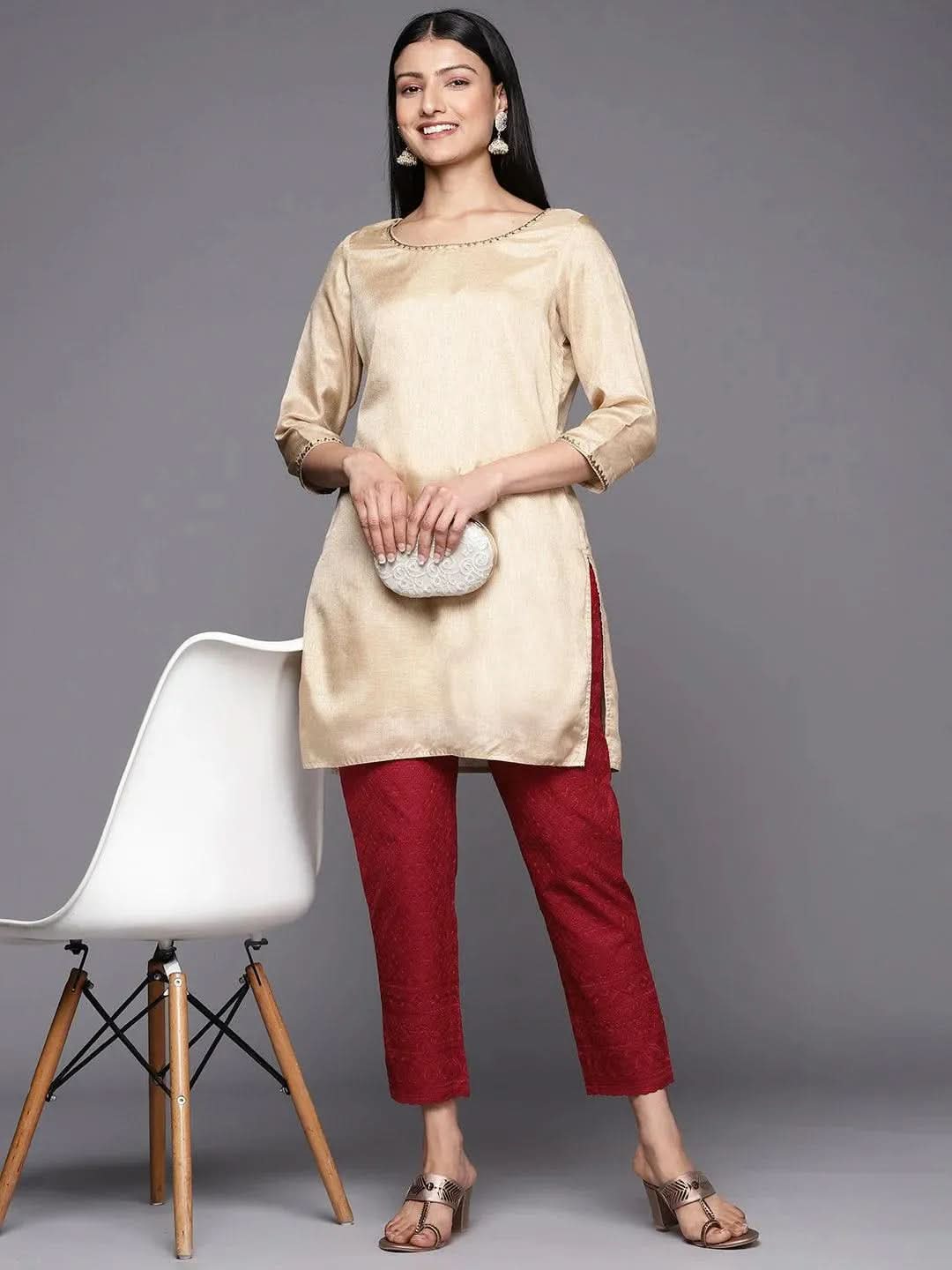 Maroon Embroidered Cotton Trousers
Maroon Embroidered Cotton Trousers