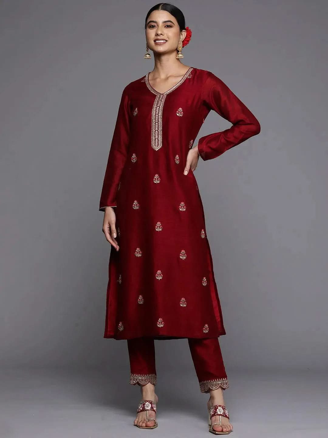 Maroon Embroidered Silk Straight Kurta
Maroon Embroidered Silk Straight Kurta