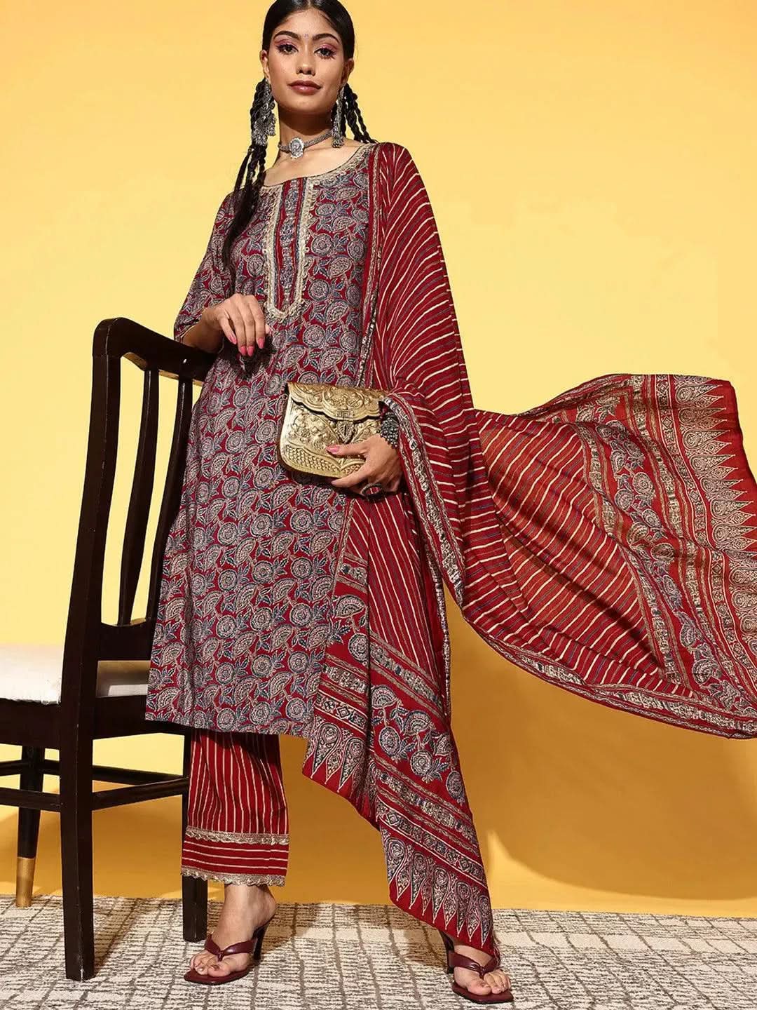 Maroon Printed Silk Blend Straight Kurta With Dupatta
Maroon Printed Silk Blend Straight Kurta With Dupatta