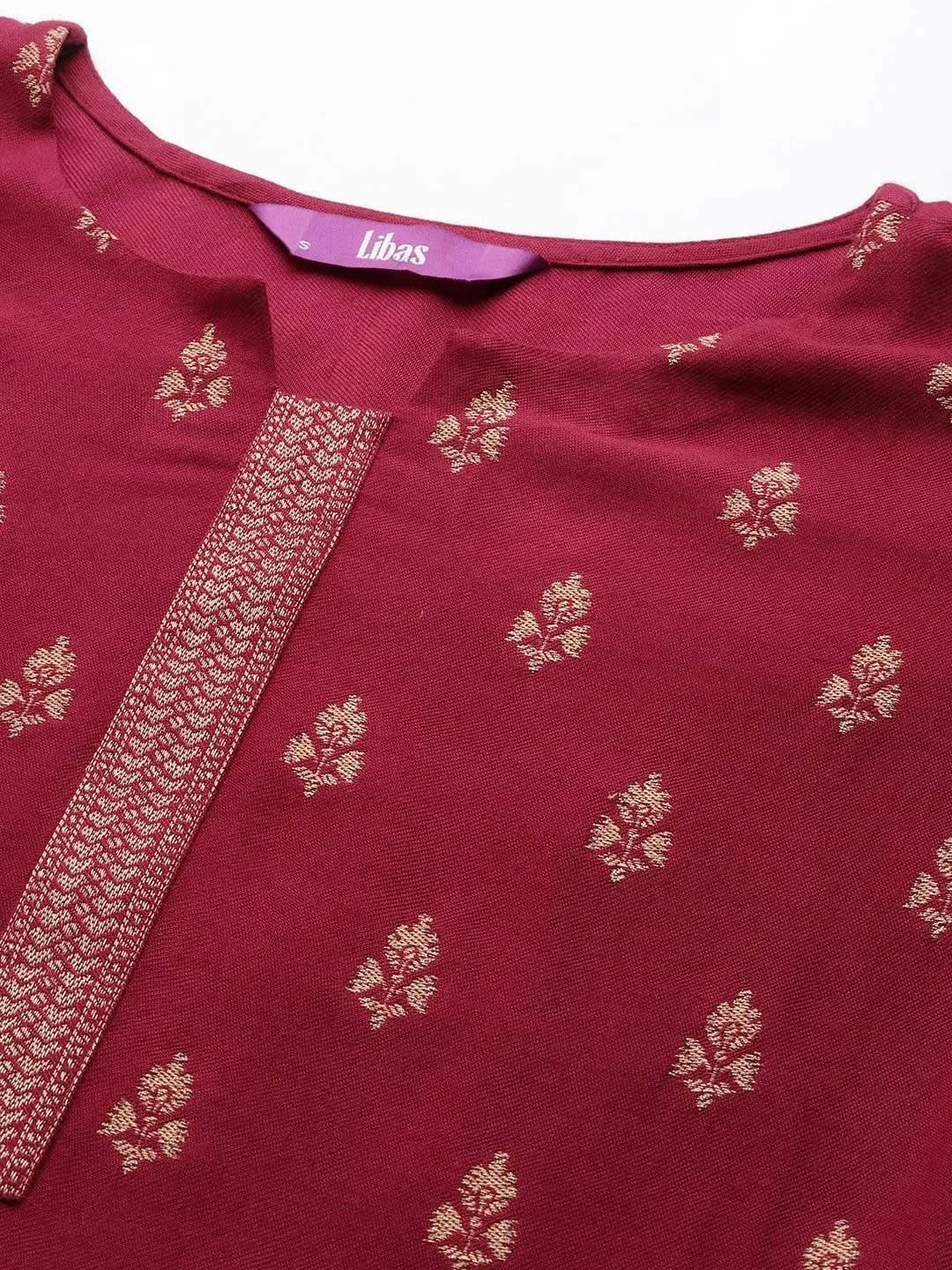 Maroon Self Design Pashmina Wool Straight Kurta With Dupatta
Maroon Self Design Pashmina Wool Straight Kurta With Dupatta