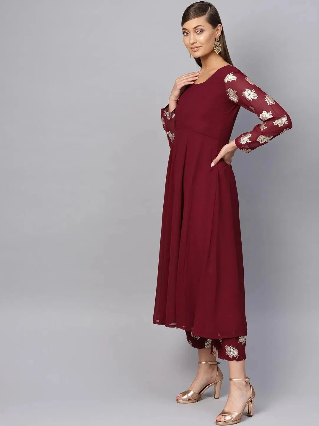 Maroon Solid Georgette Anarkali Kurta With Stole
Maroon Solid Georgette Anarkali Kurta With Stole