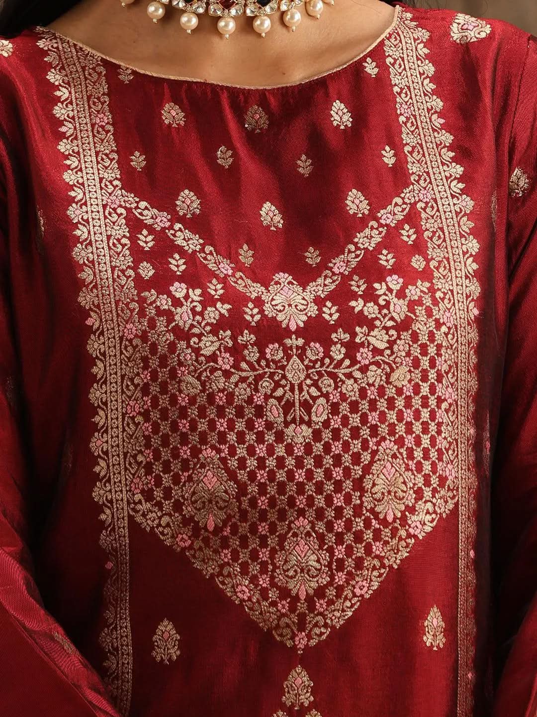 Maroon Woven Design Silk Blend Straight Kurta With Trousers & Dupatta
Maroon Woven Design Silk Blend Straight Kurta With Trousers & Dupatta