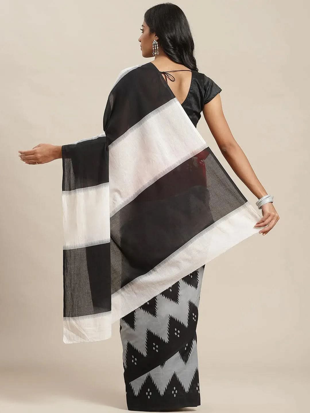 Buy Multicoloured Printed Cotton Saree - 14637 | Libas Ethnic Wear Online
Buy Multicoloured Printed Cotton Saree - 14637 | Libas Ethnic Wear Online