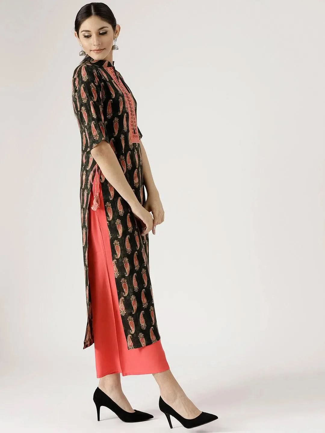Multicoloured Printed Rayon Straight Kurta With Palazzos
Multicoloured Printed Rayon Straight Kurta With Palazzos
