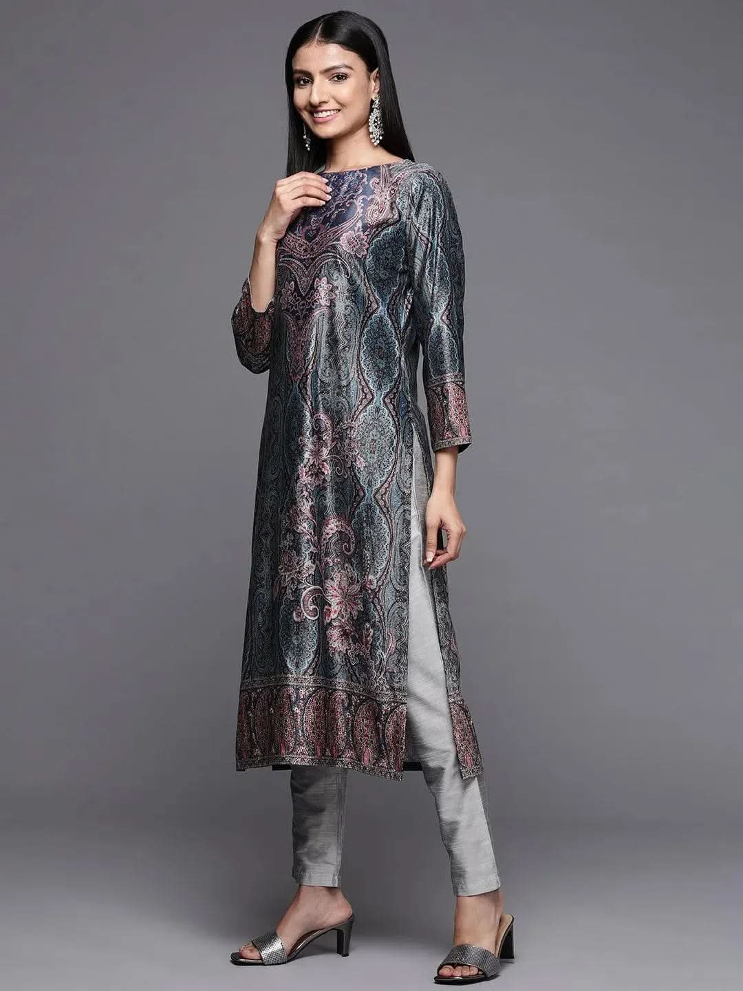 Multicoloured Printed Velvet Straight Kurta - Libas