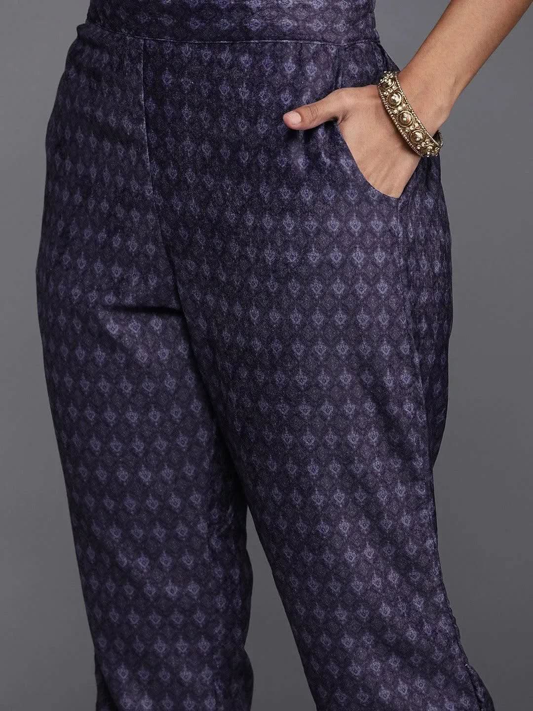 Multicoloured Printed Velvet Straight Kurta With Dupatta
Multicoloured Printed Velvet Straight Kurta With Dupatta