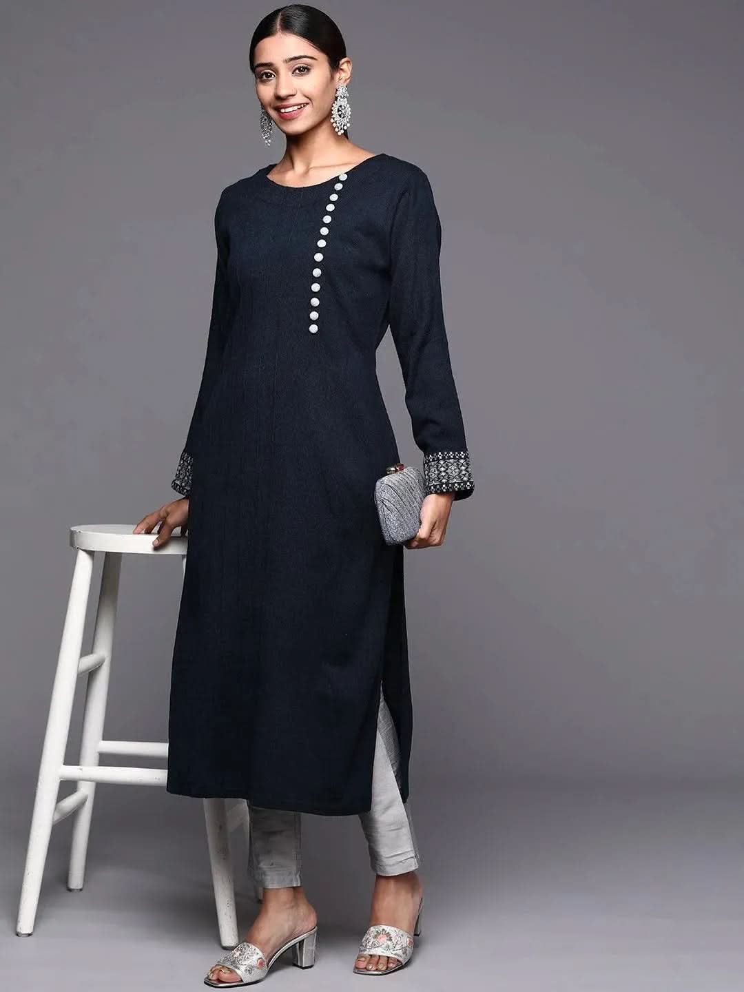 Navy Blue Solid Wool Straight Kurta
Navy Blue Solid Wool Straight Kurta