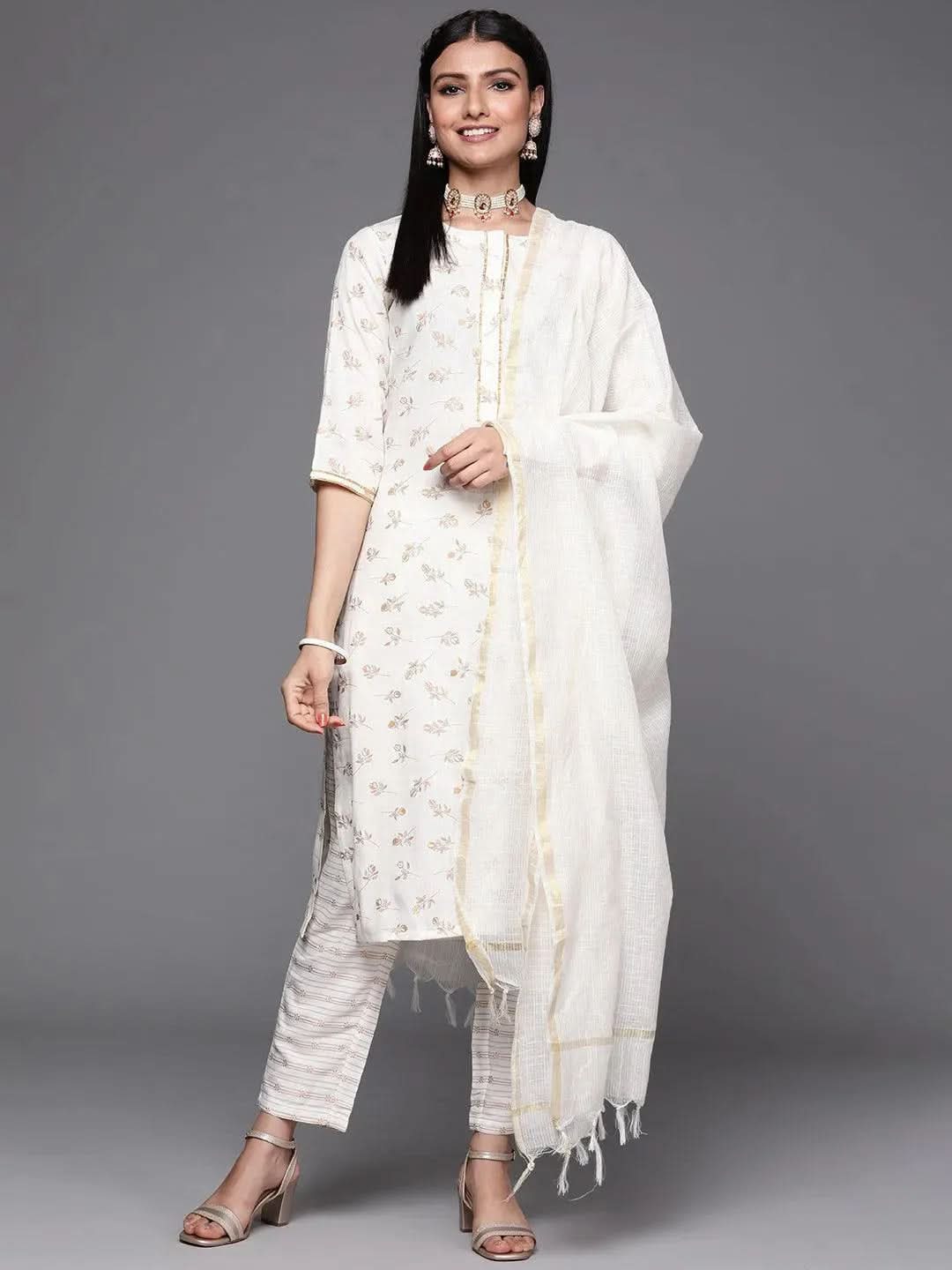 Buy Off White Printed Cotton Suit Set - 33273O- | Libas Ethnic Wear Online 
Buy Off White Printed Cotton Suit Set - 33273O- | Libas Ethnic Wear Online