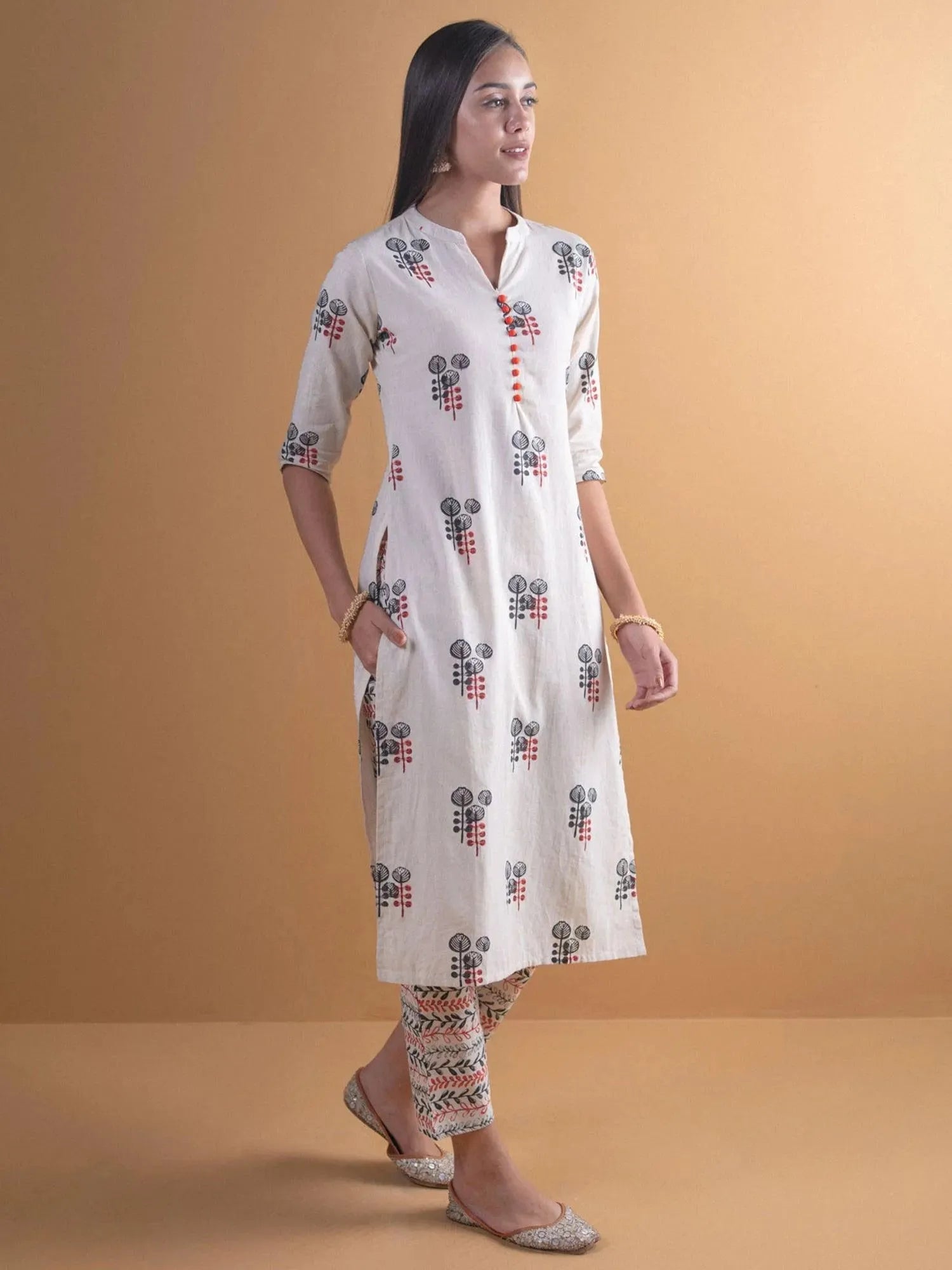 Buy Off-White Printed Cotton Kurta Set -6313-XS | Libas Ethnic Wear Online
Buy Off-White Printed Cotton Kurta Set -6313-XS | Libas Ethnic Wear Online