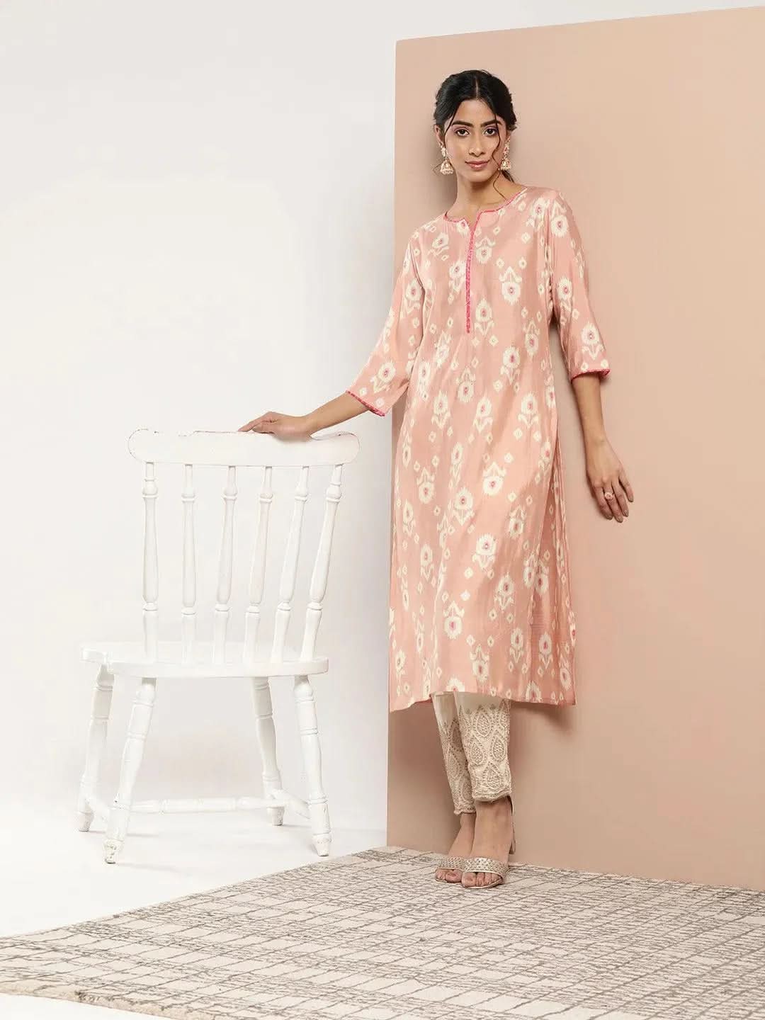 Peach Printed Silk Straight Kurta
Peach Printed Silk Straight Kurta
